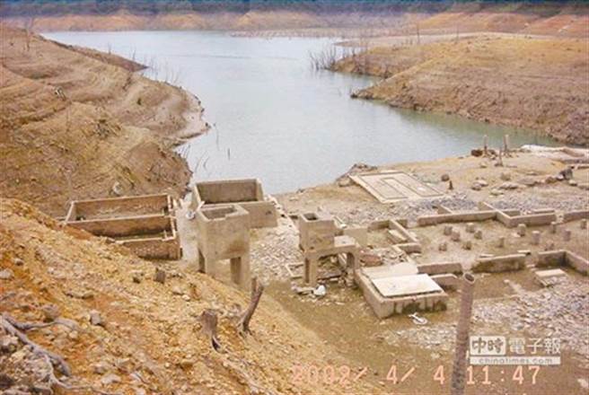 碧山国小埋藏于翡翠水库水底长达35年，几乎为外人所不知，仅当地老前辈记得。(图／翡翠水库管理局)