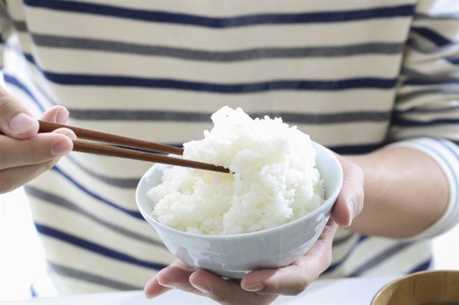 减重失败都是淀粉的错？ 误会大了！是「它」在扯你后腿。(示意图/Shutterstock)