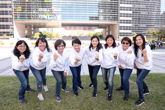 台中市长卢秀燕为六都唯一女性市长，性别平等不只是口号，大力拔擢女性为民服务。（台中市府提供／卢金足台中传真）