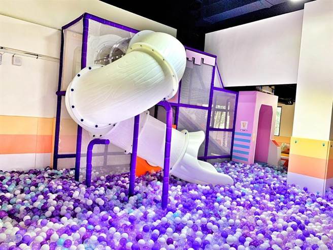 （趣淘漫旅-台南馆内拥有多项设施，玩上一整天都没问题。图／趣淘漫旅-台南提供）