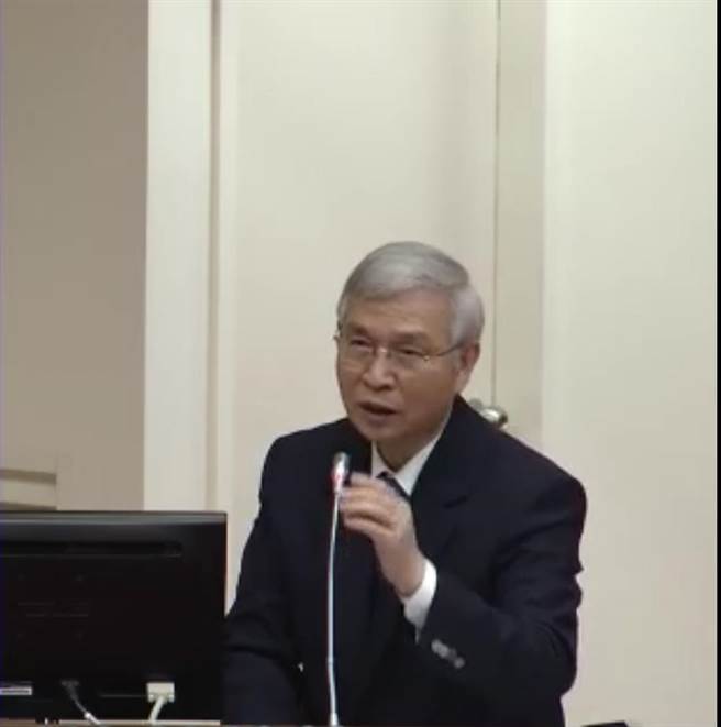 台湾将被美国列匯率操纵国？央行总裁杨金龙坦言，有可能，但会持续与美方沟通。(立法院)