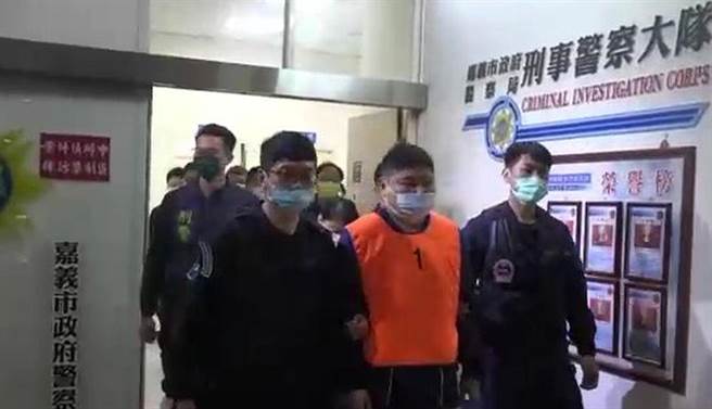 嘉义市警方执行全国扫黑行动，10多名犯罪集团成员到案。（嘉义市警察局提供）
