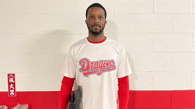 味全龙洋炮赫雷拉。（毛琬婷摄）