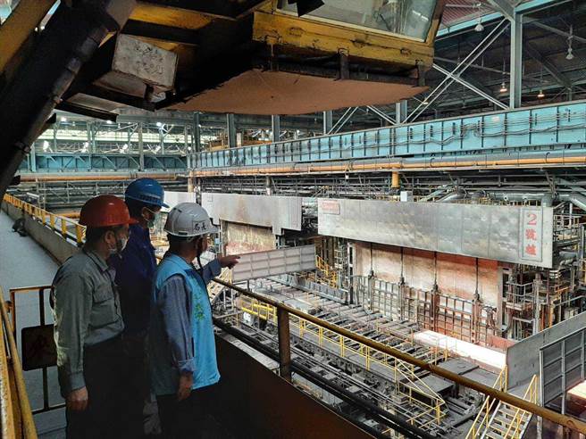 高市工安意外頻傳，勞工局執行勞檢，共裁罰420萬。（柯宗緯翻攝）