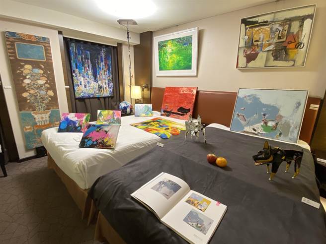 以飯店房間為展間，是台南藝術博覽會的一大特色。(曹婷婷攝)