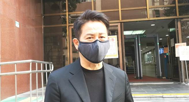 藝人徐乃麟被誣指賣屋詐財，今現身法庭捍衛清白，並怒批造謠者：「壞到骨子裡去，絕對不能原諒。」（黃捷攝）