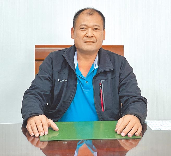 新北市树林农会昨改选理事长，南园社区发展协会理事长郑启任9票全拿顺利当选，翻转掌权12年的当权派。（蔡雯如摄）