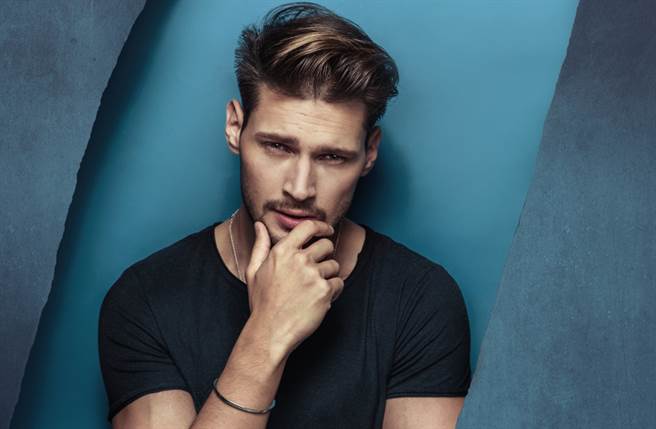 处女座、金牛座及狮子座是个性最不服输的星座，面对困难总喜欢强出头，愿意为爱人遮风挡雨。（图／Shutterstock）