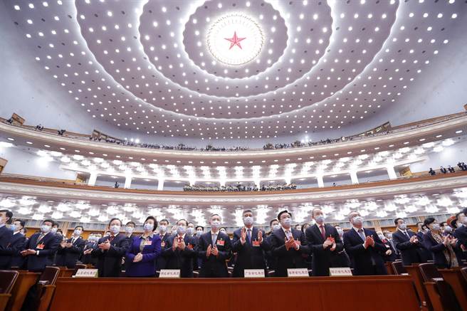 许多外媒认为，过去依赖国际合作、对外开放的中国已成为过去，大陆将转而寻求军事霸权和经济自主。（图／新华社）