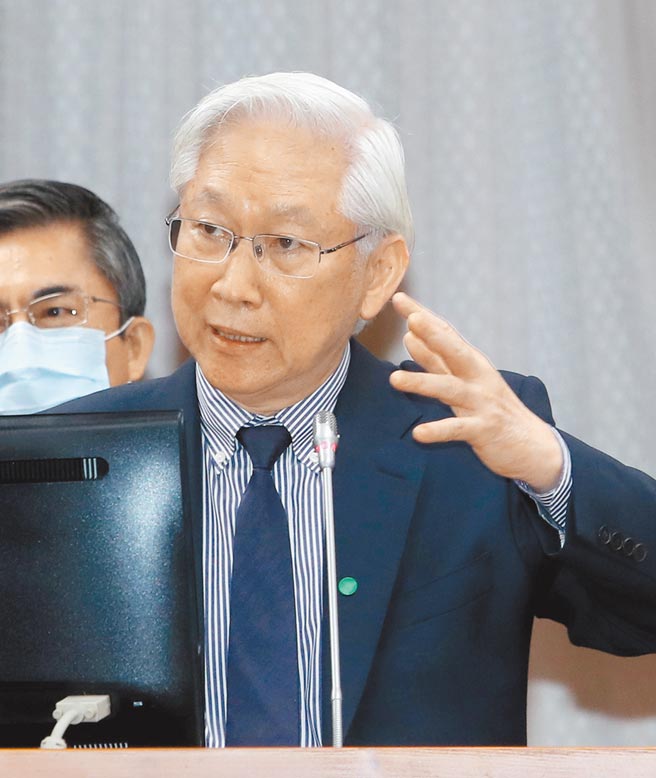 科技部去年传出将改组回国科会，科技部长吴政忠（图）11日在立法院教育及文化委员会答询表示，科技部确定组改，并将改名为「国家科学与技术委员会」。（刘宗龙摄）