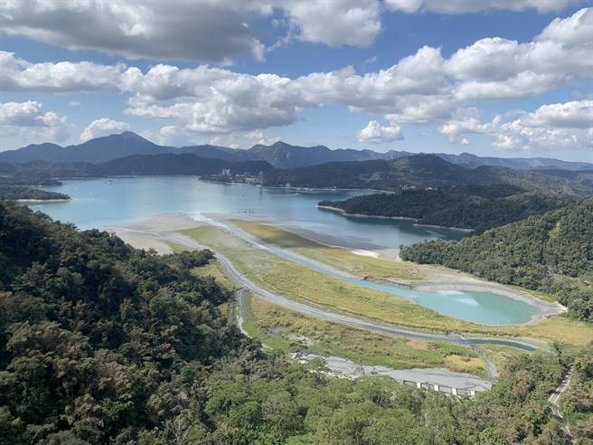 日月潭逢苦旱，水位下探738公尺。（廖志晃攝）