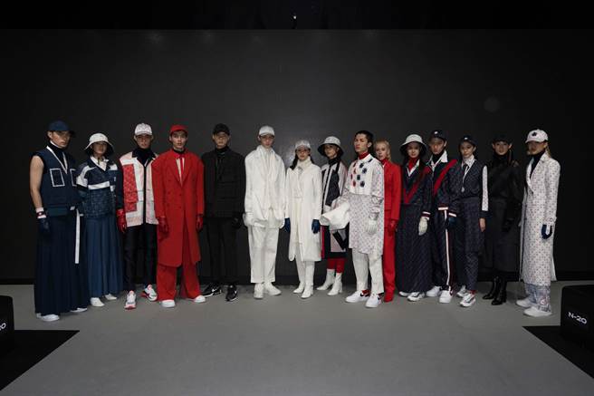 周裕颖将窗花、梅花互相结合，与中华奥会合作授权制作永续系列服饰。（JUST IN XX提供）