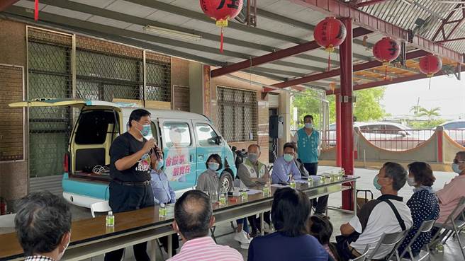 民进党立委邱议莹13日到美浓举行座谈会，倾听民眾的心声。（邱议莹服务处提供／林瑞益高雄传真）