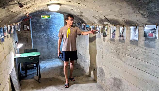 屏東市勝利星村「有。好樹」藝術工作室開幕，提供「空間出租」，裡面還有以前的防空洞，展示眷舍修復過程。（潘建志攝）