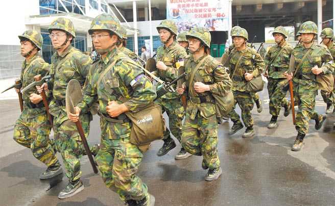 国防部将设「后备动员署」，希望仿效瑞士、以色列，让后备战力无法被轻忽。（本报资料照片）