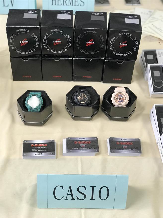 警方循線破獲查扣超過3000件仿冒品，9個月營收逾4500萬元。（警方提供）