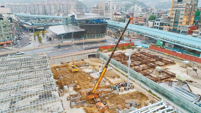 基隆市斥資6億多元興建城際轉運站，預計明年7月完工。（基隆市政府提供／陳彩玲基隆傳真）