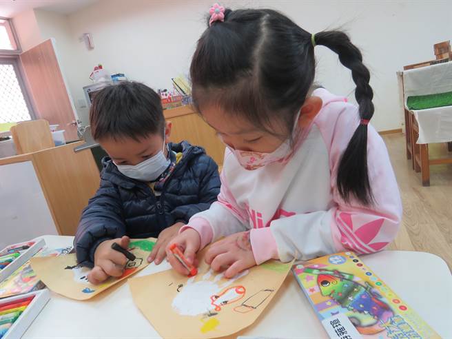 桃公幼釋出7489名額，簡化一階段同時可報2間，即起公告簡章，4月6日開放報名。(蔡依珍攝)