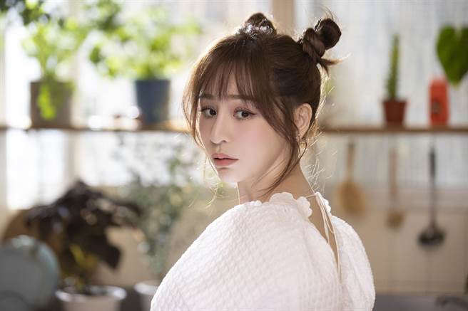 王心凌新歌〈心靈的冒險〉MV今(3/15)首播。（環球音樂提供）