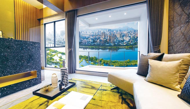 亲水岸、亲民价！板桥江翠水岸甲山林帝景系列热销，「帝景5号特区」首度推出水岸第一排小坪数精品，总价1,450万起买30坪。图／业者提供