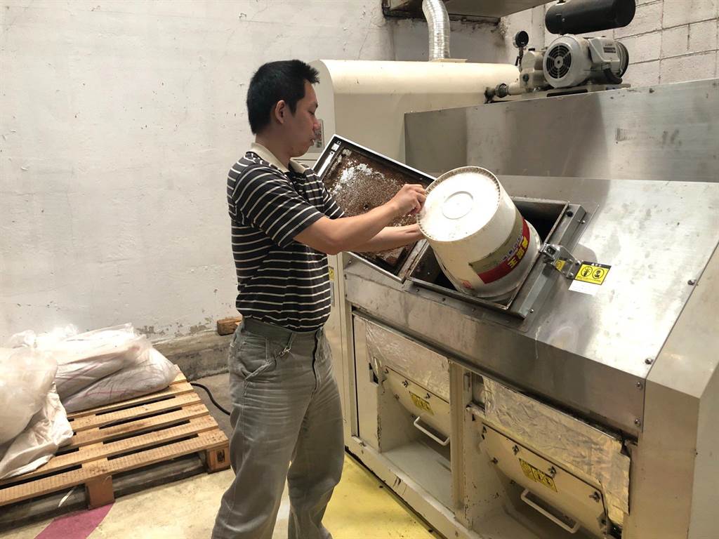 台北市每天產生約162公噸廚餘，台北市議員游淑慧曝光處理方式。（圖／摘自游淑慧臉書）