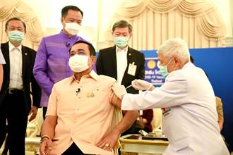 泰國恢復施打AZ疫苗 總理率先接種