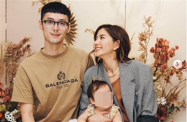 Alex不满陈艾琳不愿放下工作一同照顾生病的孩子，因此将两人对话截图po出公审，惹怒老婆。(翻摄自陈艾琳IG)