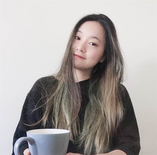 盧冠伶從平面設計師轉職投入刺繡個人品牌。（攝影/盧冠伶）