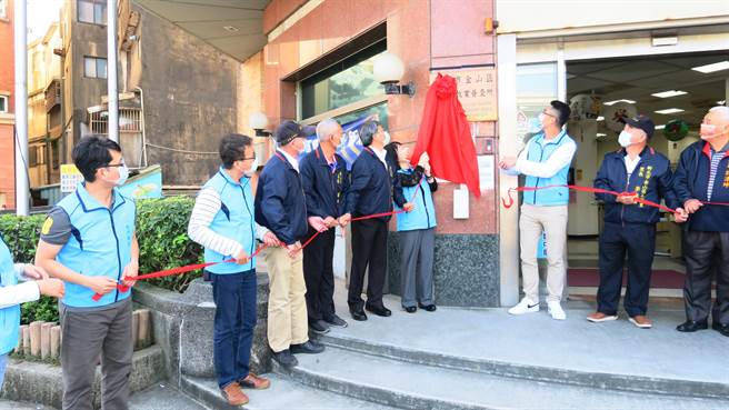 金山区农林渔牧业普查所今举行揭牌仪式。（金山区公所提供）