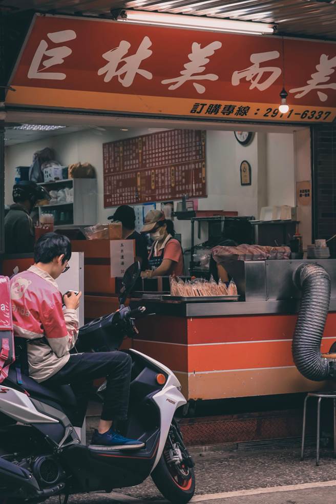 有网友到了某家早餐店用餐，发现老板娘记得每位熟客的餐点，让他相当佩服。(达志影像/示意图)