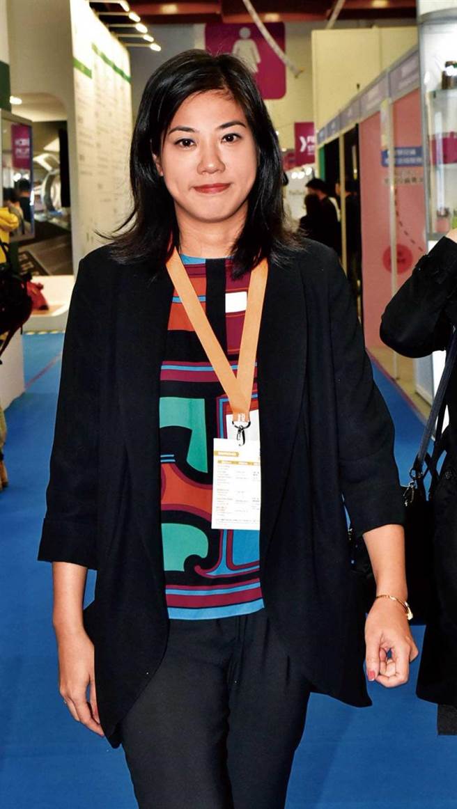 去年6月，新光吴家老大吴东进卸任金控董座一职，由二公主吴欣儒接任总经理，展开世代交替，多件不动产也进行汰旧换新。（图／报系资料库）