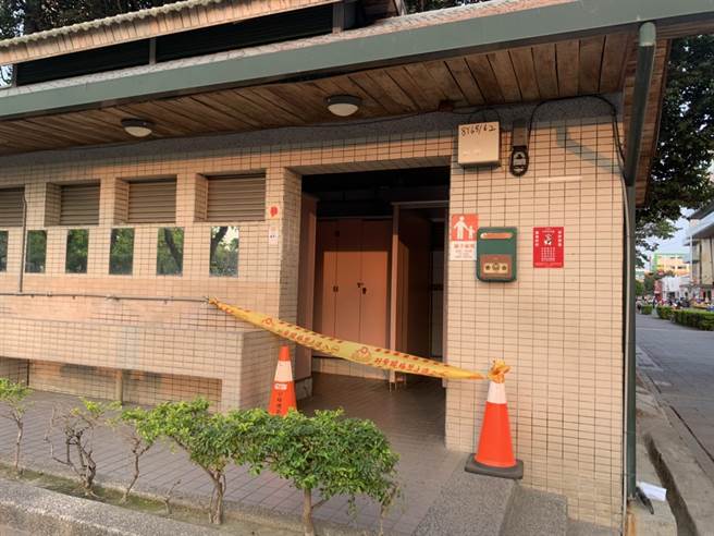 阮姓女清洁工被发现倒卧公园公厕，急救后宣告不治，警方正厘清死因。(警方提供)