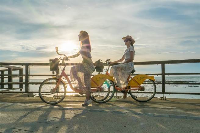 新北YouBike免费走入歷史 30日开始收费。（叶德正摄）