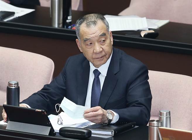 国防部长邱国正说，不要问国军能维持几天，能撑多久，而是要问中共能打多少天；他说，中共打多少天，我们全程奉陪。（本报资料照）