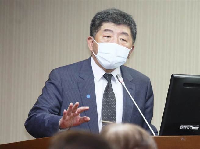 世界棒壘球總會日前宣布，奧運棒球6搶1最終資格賽將在6月下旬於台灣舉行。對於賽事舉辦規劃，中央流行疫情指揮中心指揮官陳時中（如圖）表示，沒有正式收到棒協擬定防疫計畫的訊息，但開放觀眾沒有問題。（張鎧乙攝）
