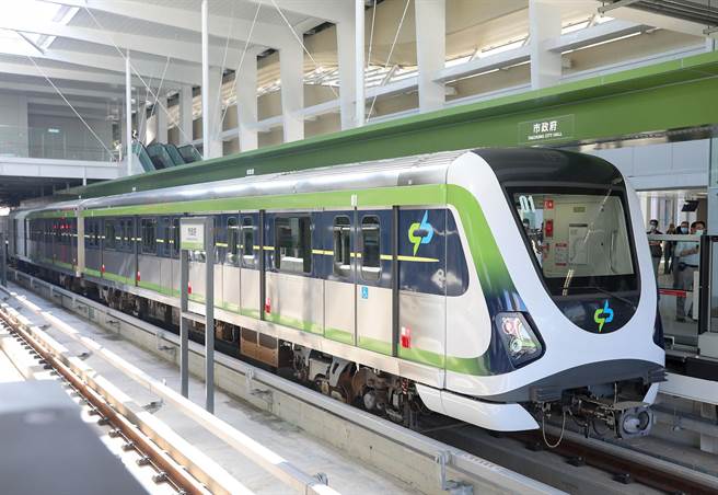台中捷運綠線將於3／25日試營運，安全問題17日引起市議員的關切。（台中市政府提供）