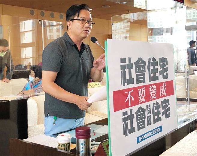 市议员陈文政17日痛批北区中德段社会住宅选址太草率，若强硬推动恐长期影响当地交通与生活。（陈世宗摄）