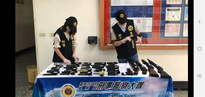 警政署民调显示，台南市治安满意度连续32季第一，市长黄伟哲期勉警继续守护市民生命财产安全。（台南市政府提供／庄曜聪台南传真）