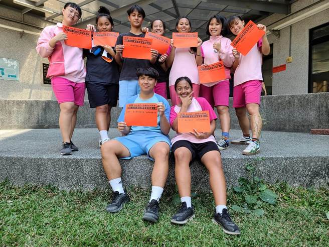 屏北高中繁星录取开红盘，共有61名学生上榜。(屏北高中提供)