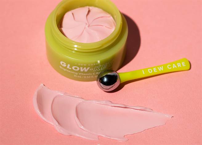 芭乐C熊猫眼掰掰眼霜。（图／品牌提供）