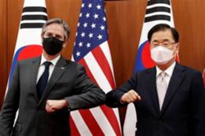 美國國務卿布林肯與南韓外長鄭義溶舉行1+1會談。﹙路透﹚