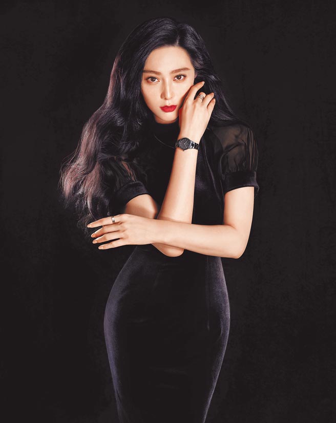 范冰冰代言Daniel Wellington黑陶瓷腕表，视为復出之作。（DW提供）