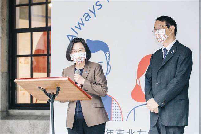 蔡接受聯訪時表示，「核四重啟」不是選項，沒有縣市願意承受核四與核廢料的風險。（郭吉銓攝）