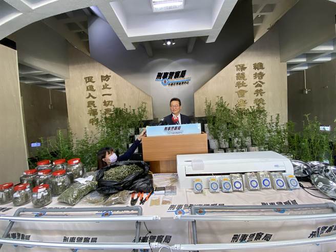 刑事局偵六隊副大隊長廖水池呼籲，民眾如有發現可疑不法毒品犯罪，能踴躍提出檢舉，共同為建構清新的無毒家園而努力。（盧金足攝）
