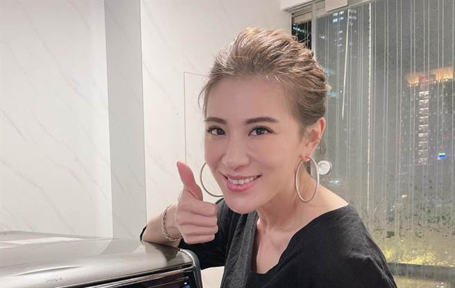 不肖業者盯上小禎的高人氣，常常偷她照片當宣傳照。（圖／FB@胡小禎）