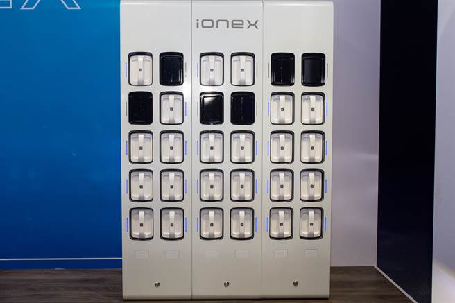 光阳提供充／换并行方案，消费者可依需求选择所需车型版本，不影响售价。(图/中时新闻网摄)