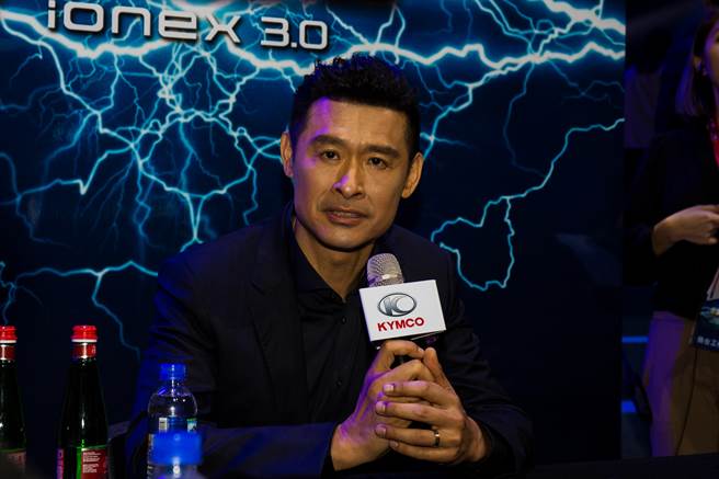 光阳董事长柯胜峯表示：为提供最佳用车体验，必要时将进行总量管制，在换电频率过高的区域停售车辆。(图/中时新闻网摄)
