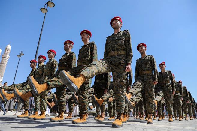 針對聯合國呼籲葉門內戰停火，叛軍「青年運動」指出，沙烏地阿拉伯為首的聯軍必須先解除封鎖，才可能達成停火協議。（圖／路透社）