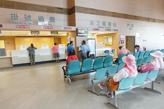 金管会提醒，带病或隐瞒病史投保健康险，恐有三大风险。图／本报系资料照片