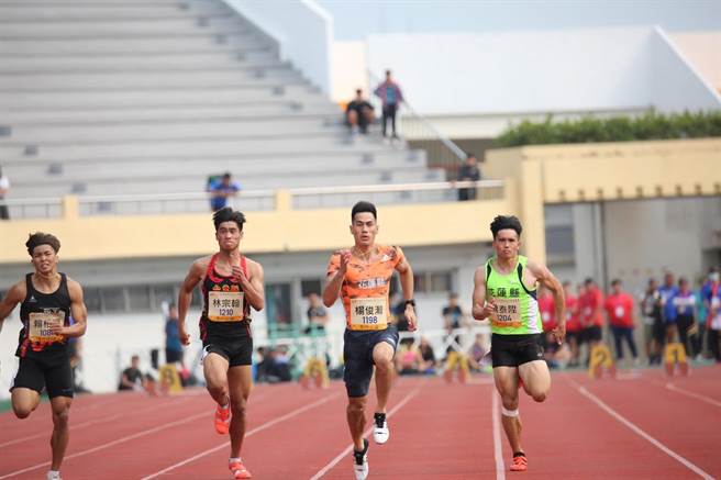 「台灣最速男」楊俊瀚在「原運會」中以10秒25成績贏得公開男子組100公尺項目第一名。 （宜蘭縣政府提供／胡健森宜蘭傳真）